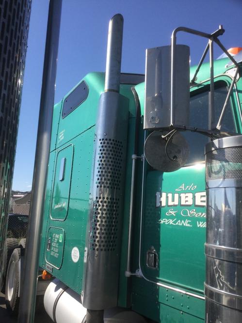KENWORTH W900