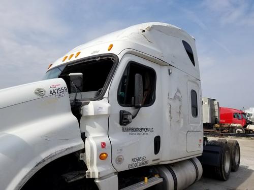 FREIGHTLINER CASCADIA 125