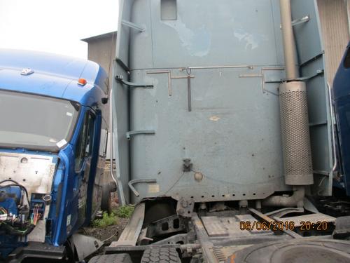 FREIGHTLINER CENTURY 120