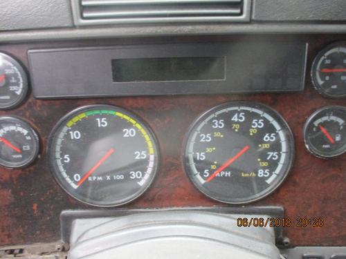FREIGHTLINER CENTURY 120