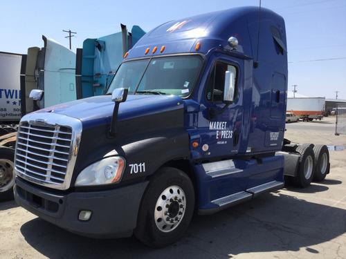 FREIGHTLINER CASCADIA 125