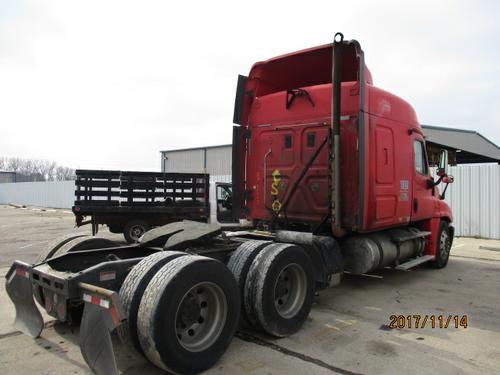 FREIGHTLINER CASCADIA 125