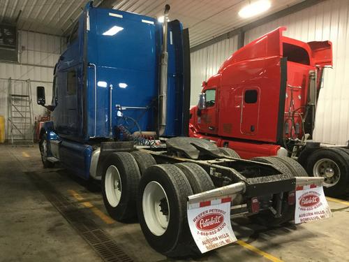 Peterbilt 587