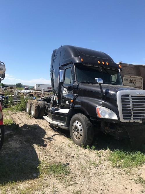 FREIGHTLINER CASCADIA 125