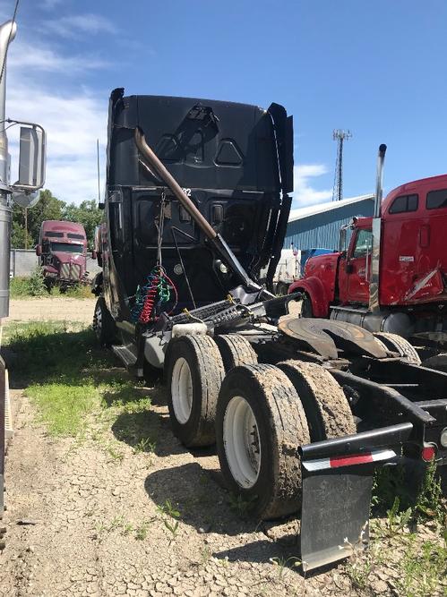 FREIGHTLINER CASCADIA 125