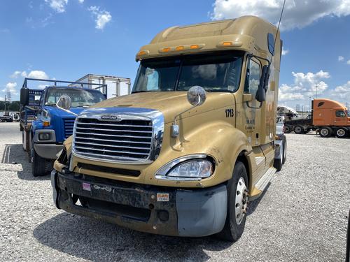 FREIGHTLINER COLUMBIA 120