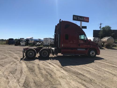 FREIGHTLINER CASCADIA 125