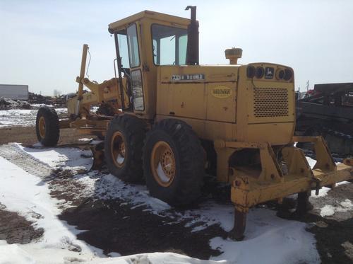JOHN DEERE 770