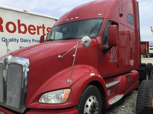 KENWORTH T700