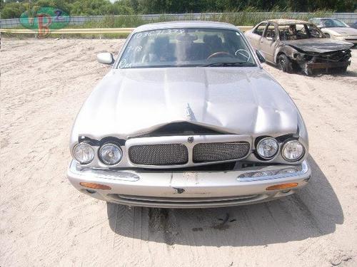 JAGUAR XJ8