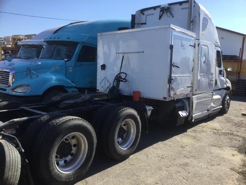 FREIGHTLINER CASCADIA 125