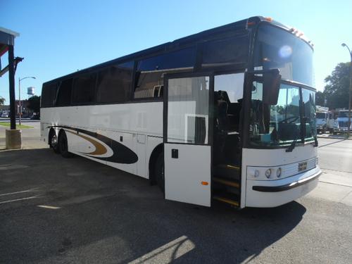 VAN HOOL T945