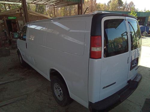 CHEVROLET EXPRESS 2500 VAN