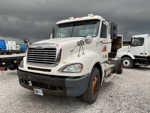 FREIGHTLINER COLUMBIA 120