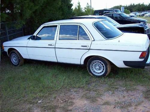 MERCEDES-BENZ MERCEDES 240D