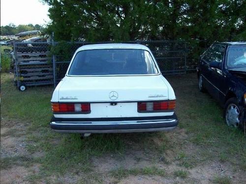 MERCEDES-BENZ MERCEDES 240D