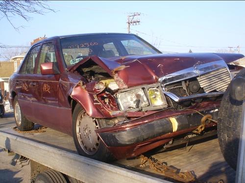 MERCEDES-BENZ MERCEDES 300E