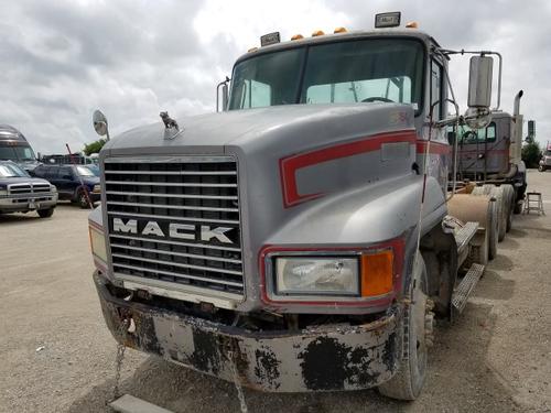 MACK CH613