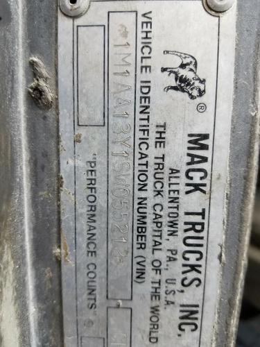 MACK CH613