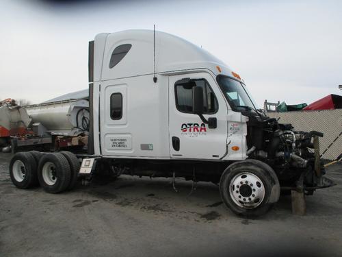 FREIGHTLINER CASCADIA
