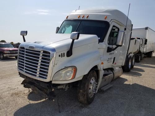 FREIGHTLINER CASCADIA 125