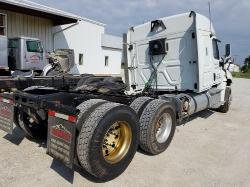FREIGHTLINER CASCADIA 125