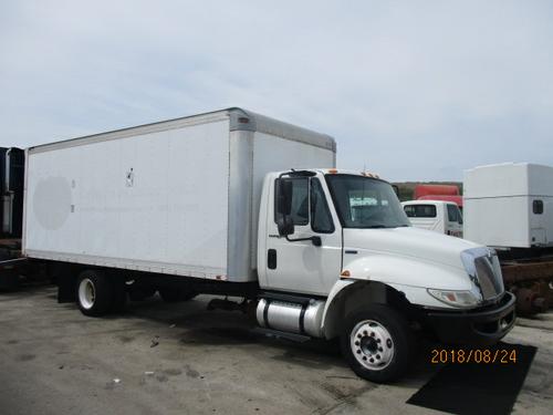 INTERNATIONAL 4300LP