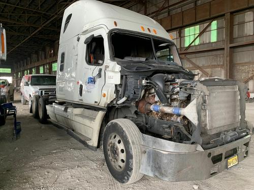 FREIGHTLINER CASCADIA