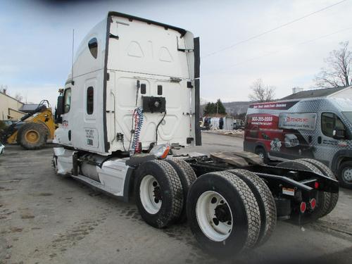 FREIGHTLINER CASCADIA