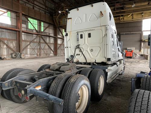 FREIGHTLINER CASCADIA