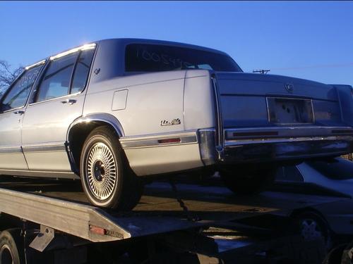 CADILLAC DEVILLE
