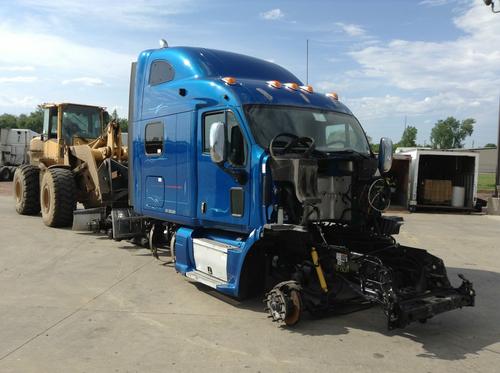 PETERBILT 587
