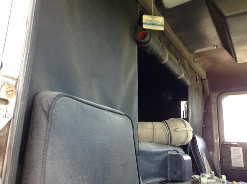 FREIGHTLINER FLT