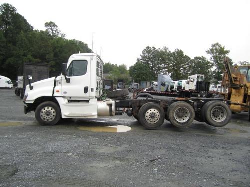 FREIGHTLINER CASCADIA 125