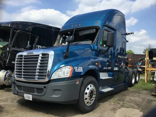 FREIGHTLINER CASCADIA 125