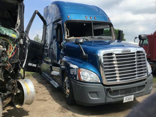 FREIGHTLINER CASCADIA 125