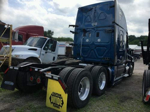 FREIGHTLINER CASCADIA 125