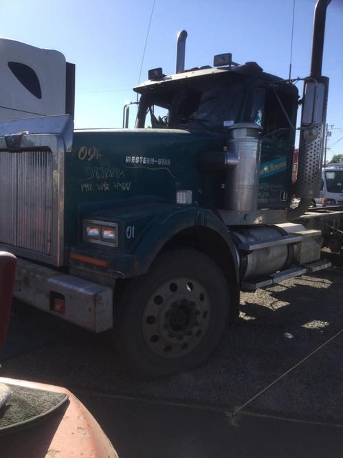 WESTERN STAR 4900SFA