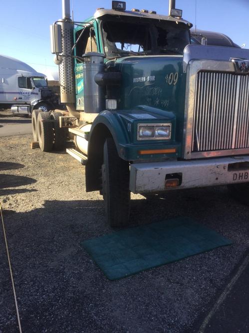 WESTERN STAR 4900SFA