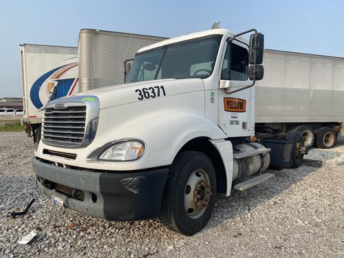 FREIGHTLINER COLUMBIA 120