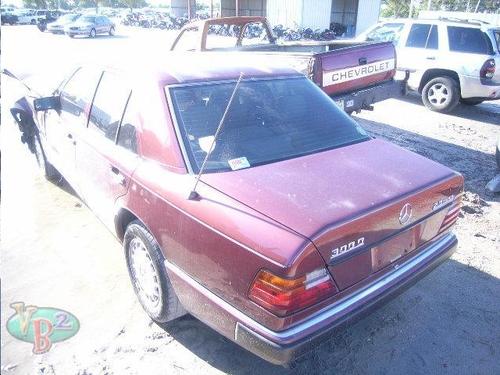 MERCEDES-BENZ MERCEDES 300D