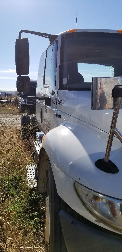 INTERNATIONAL 4300