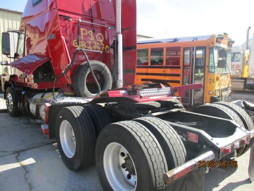 VOLVO VNL