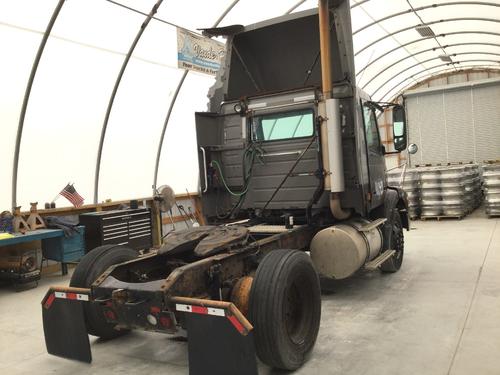 VOLVO VNM