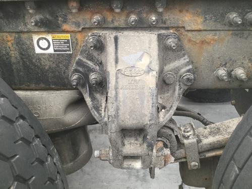 PETERBILT 587