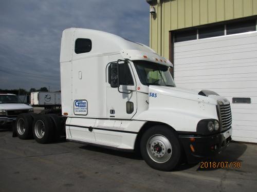 FREIGHTLINER CENTURY 120