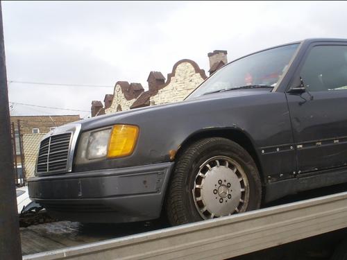 MERCEDES-BENZ MERCEDES 300E