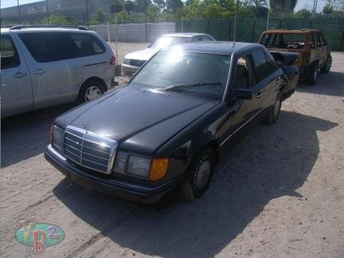 MERCEDES-BENZ MERCEDES 300D
