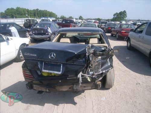 MERCEDES-BENZ MERCEDES 300D