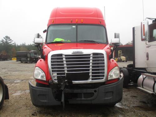 FREIGHTLINER CASCADIA 132